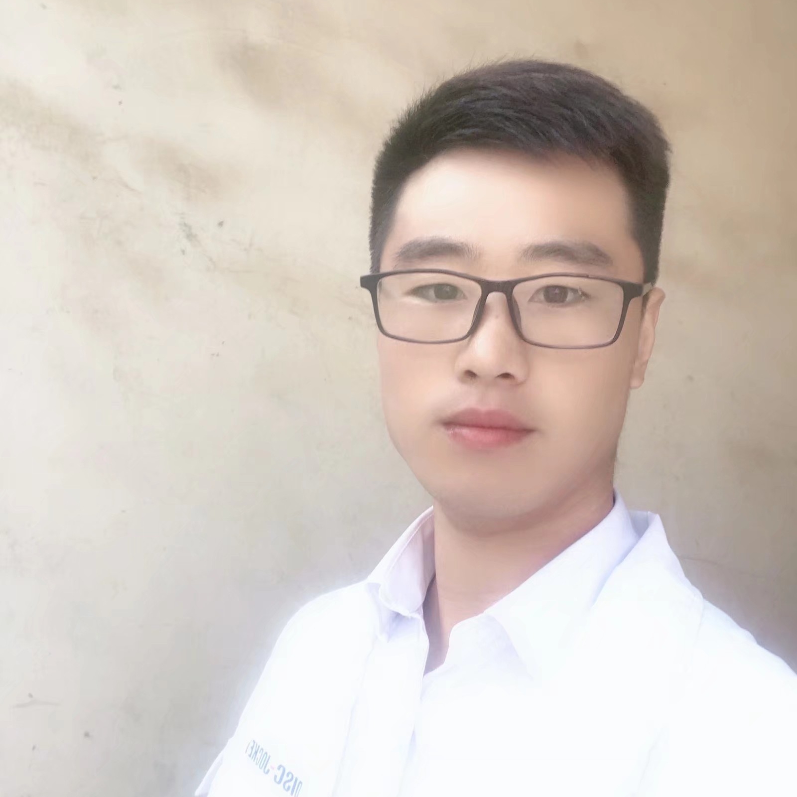 独特挽手半夏的照片