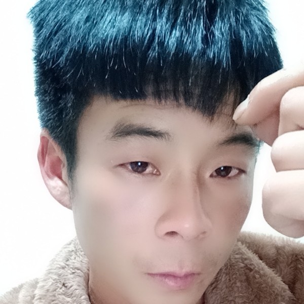 电灯胆苦恋落寞的照片