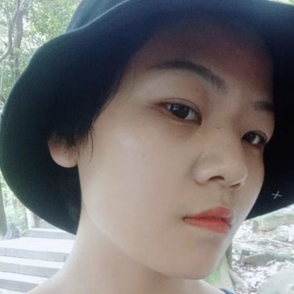 懵懂回首青衫的照片
