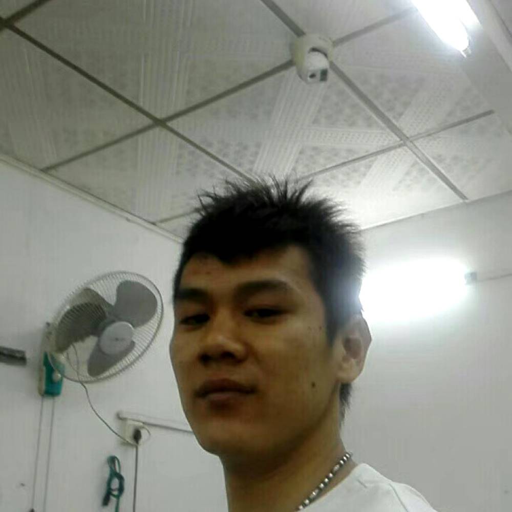 锦瑟多么文静的照片