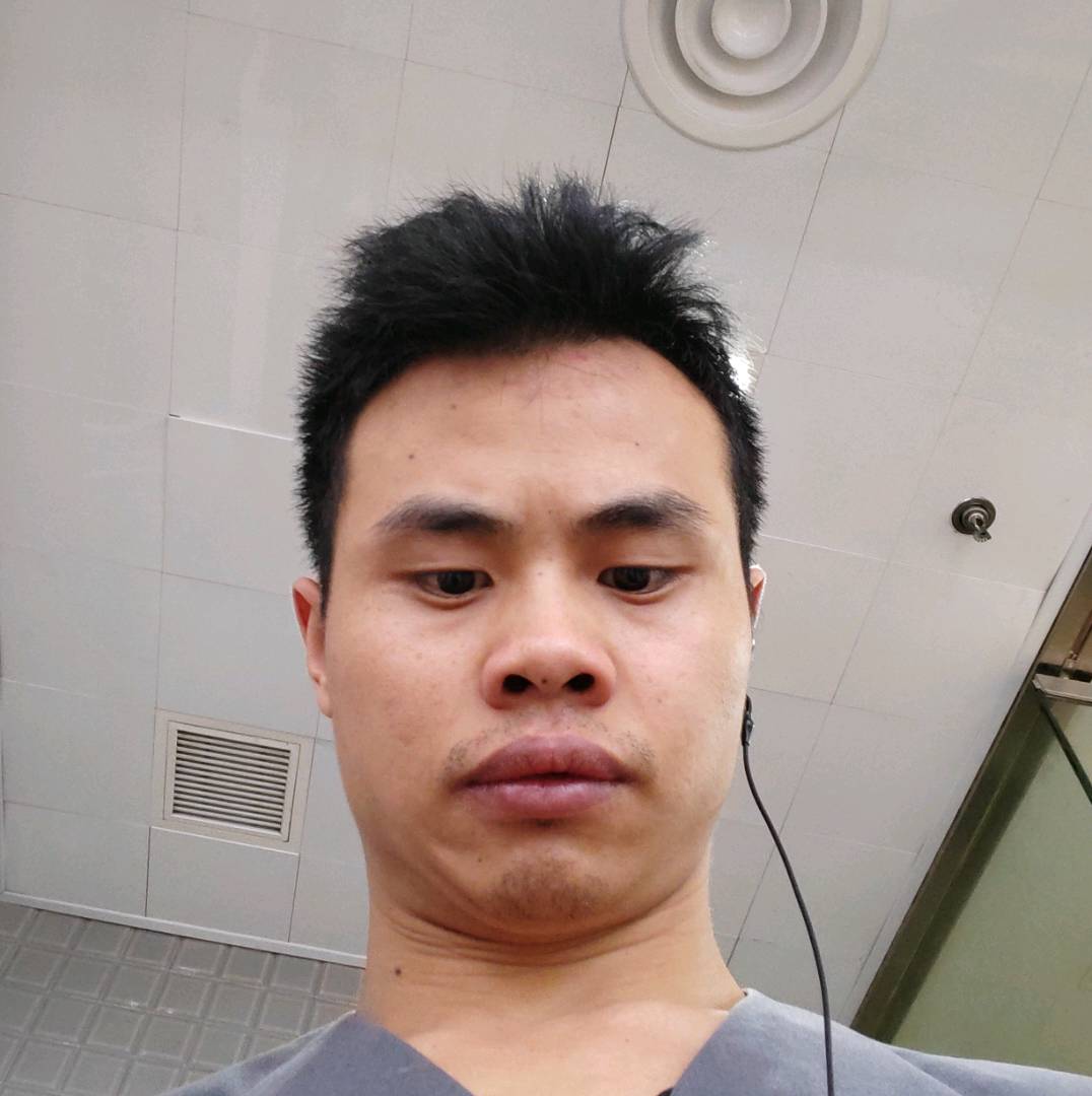 六黑的照片
