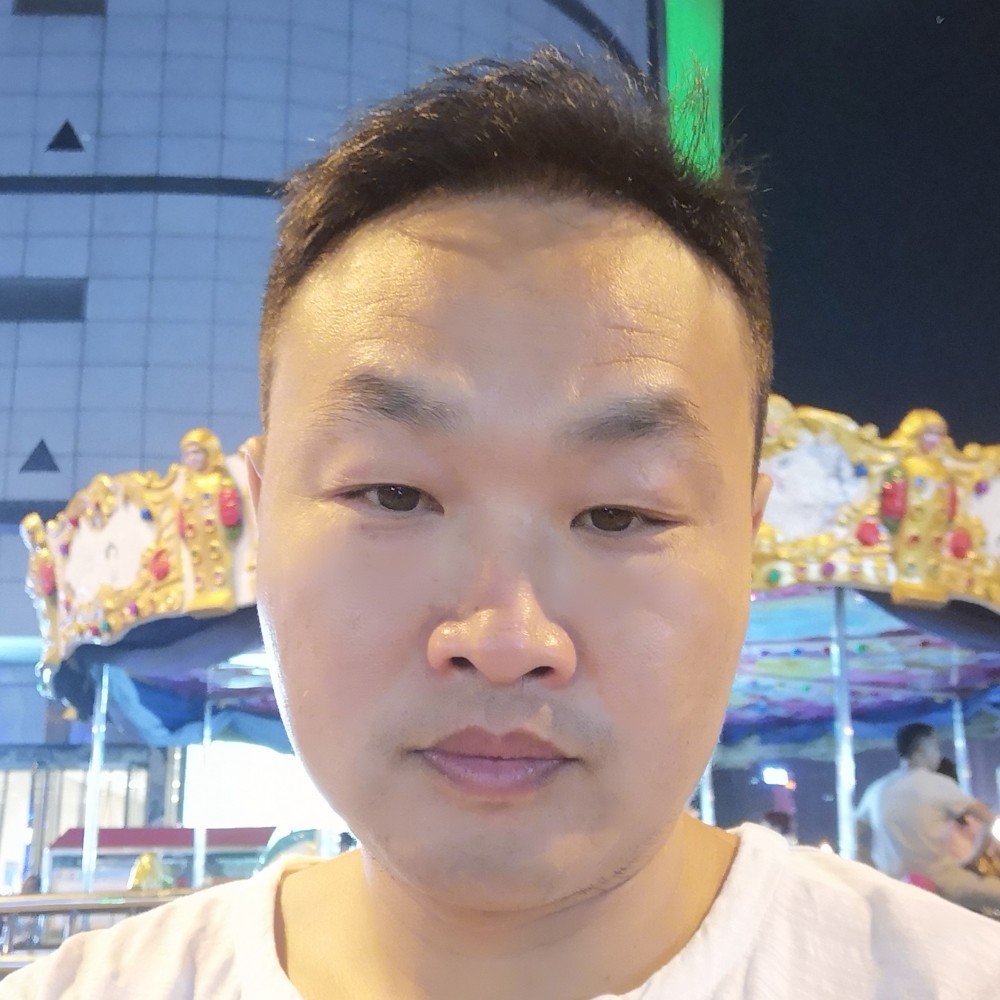潇洒吃醋洛尘的照片