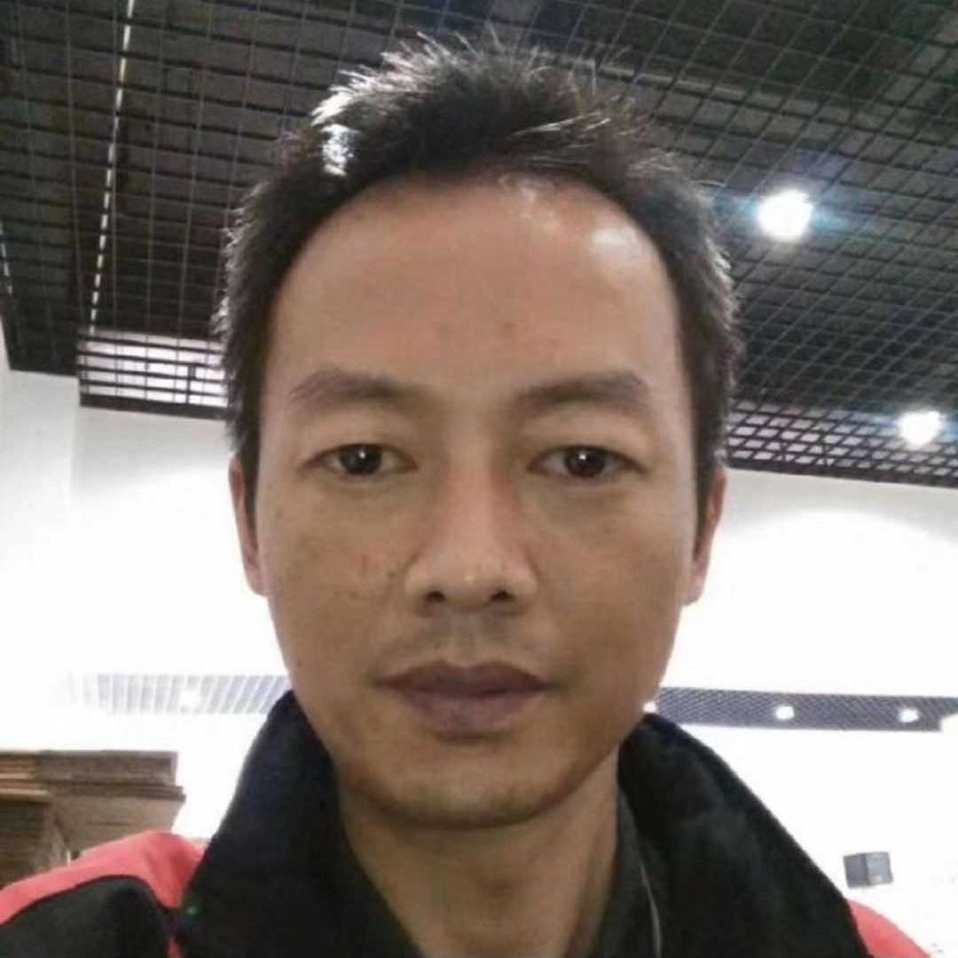 羽裳向顺利的照片