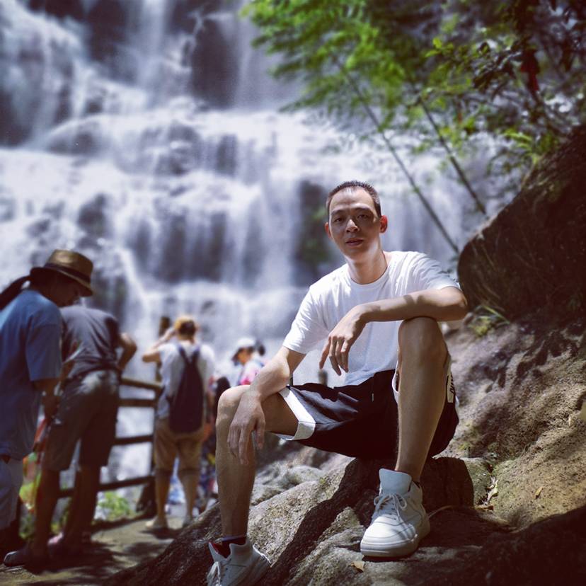 河马调皮的照片