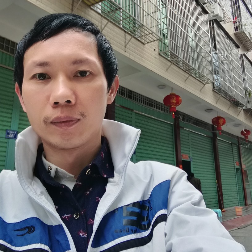 单身小李的照片