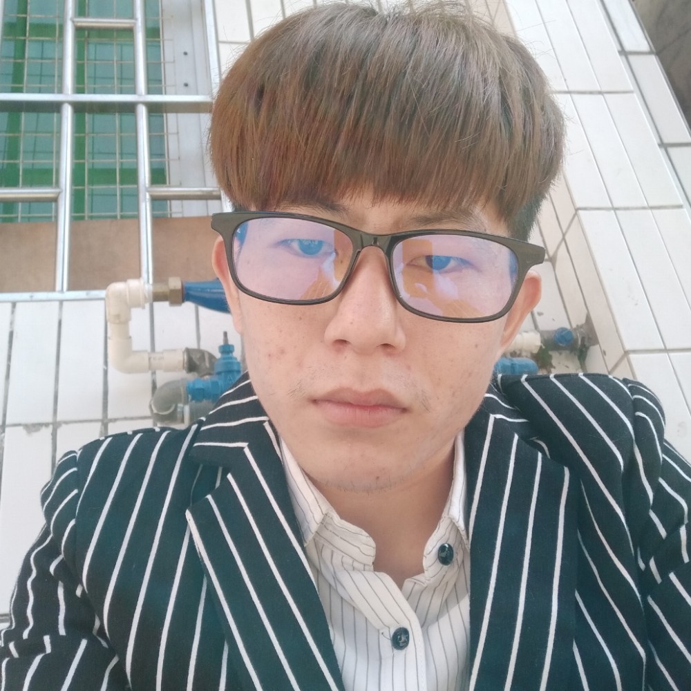 黄扬福的照片