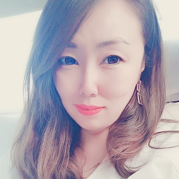 樱桃浅唱的照片