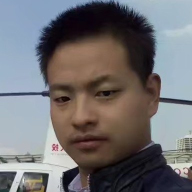 炙热拿白猫的照片
