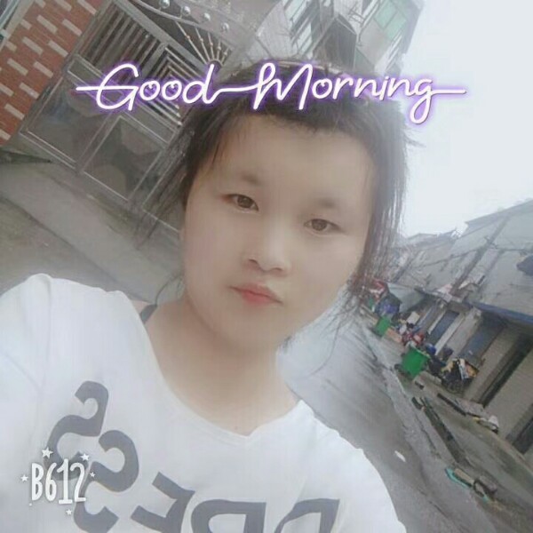 淡定的湖的照片