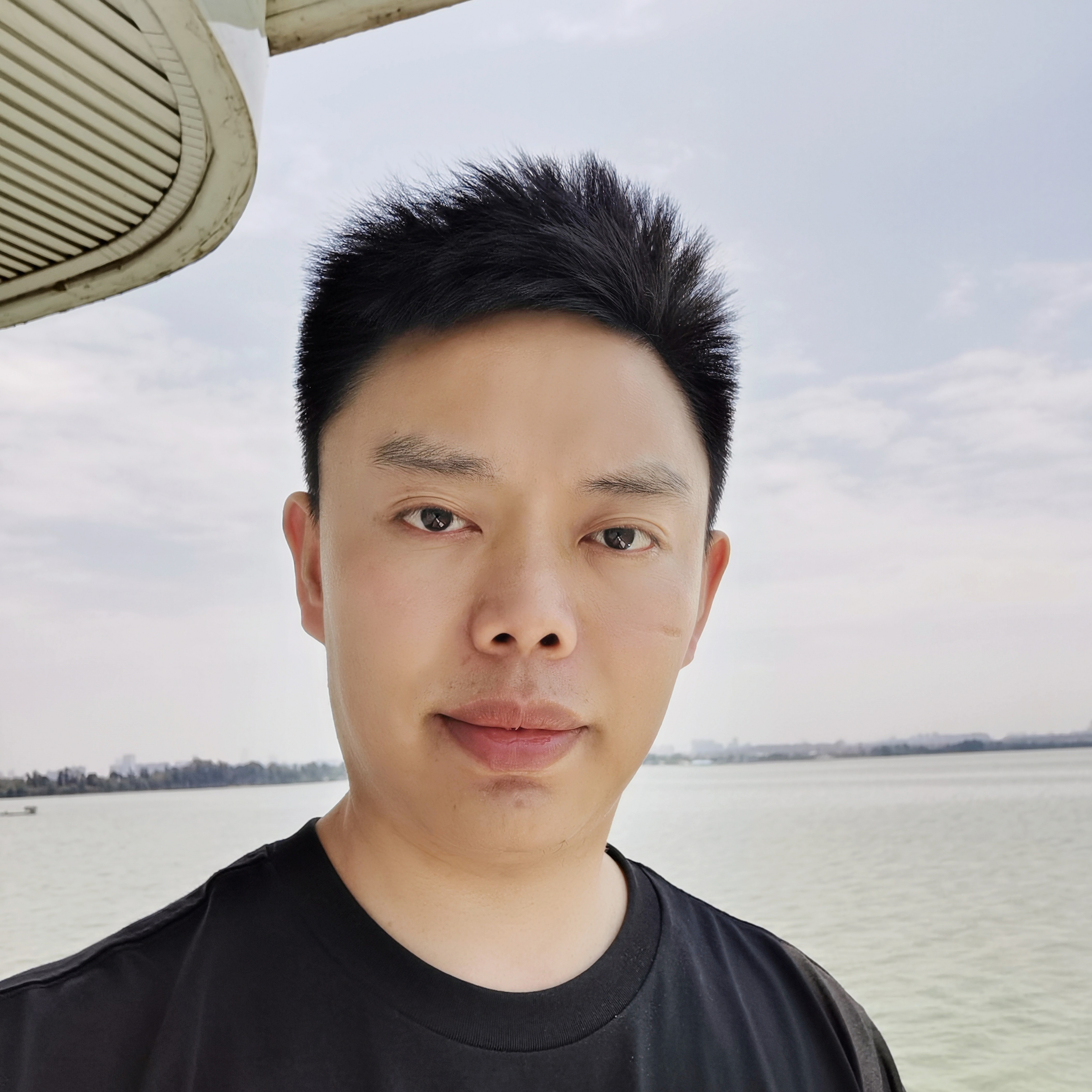 暖光后来时的照片