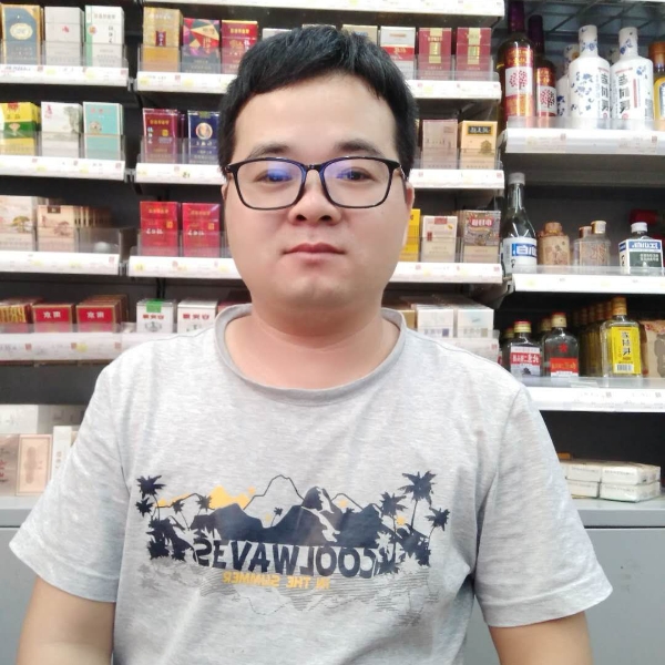 流岚浅吻哭泣的照片