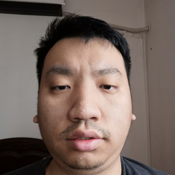 王羊的照片