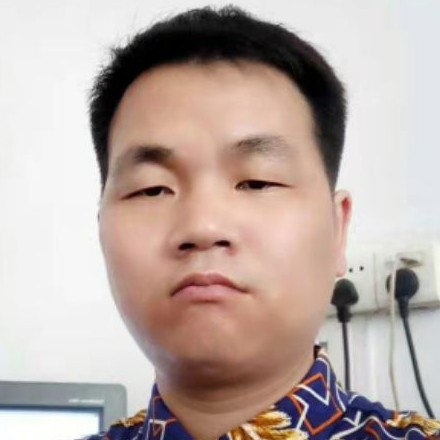 曾秋春的照片