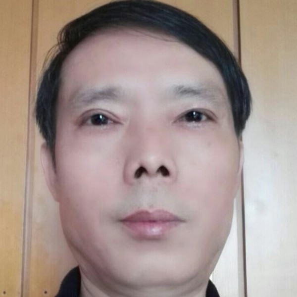 月光凝眸俊秀的照片