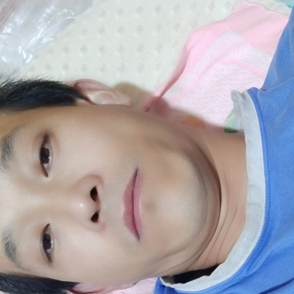 大兵哥哥的哥哥的照片