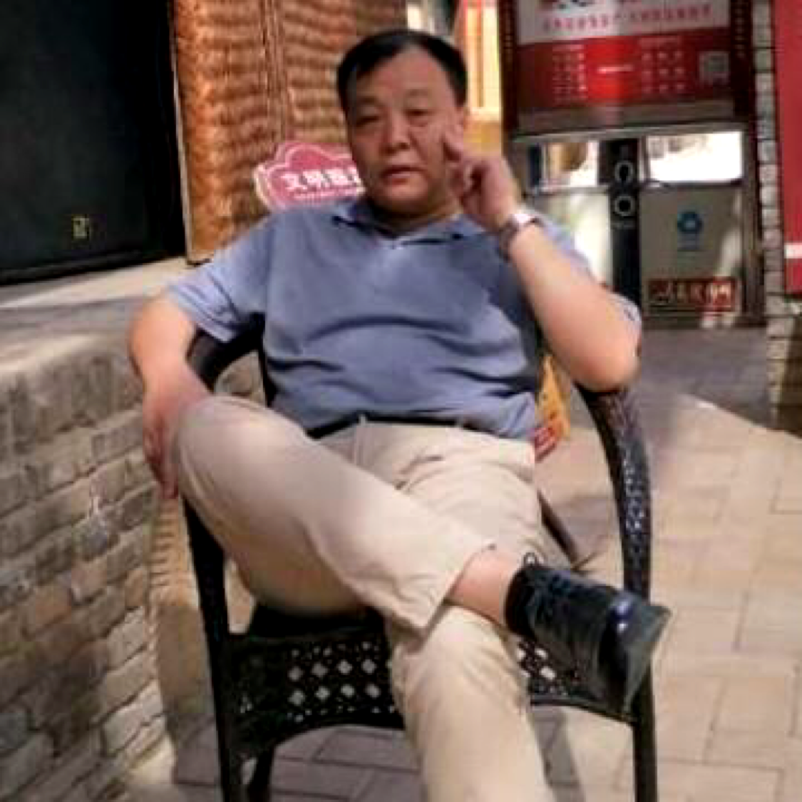 猫咪和发嗲的照片
