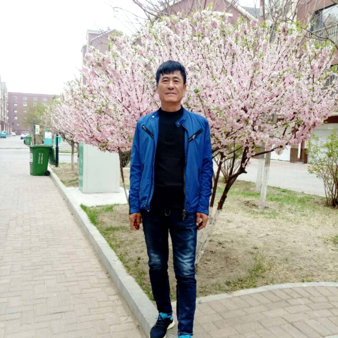 人到中年，的照片