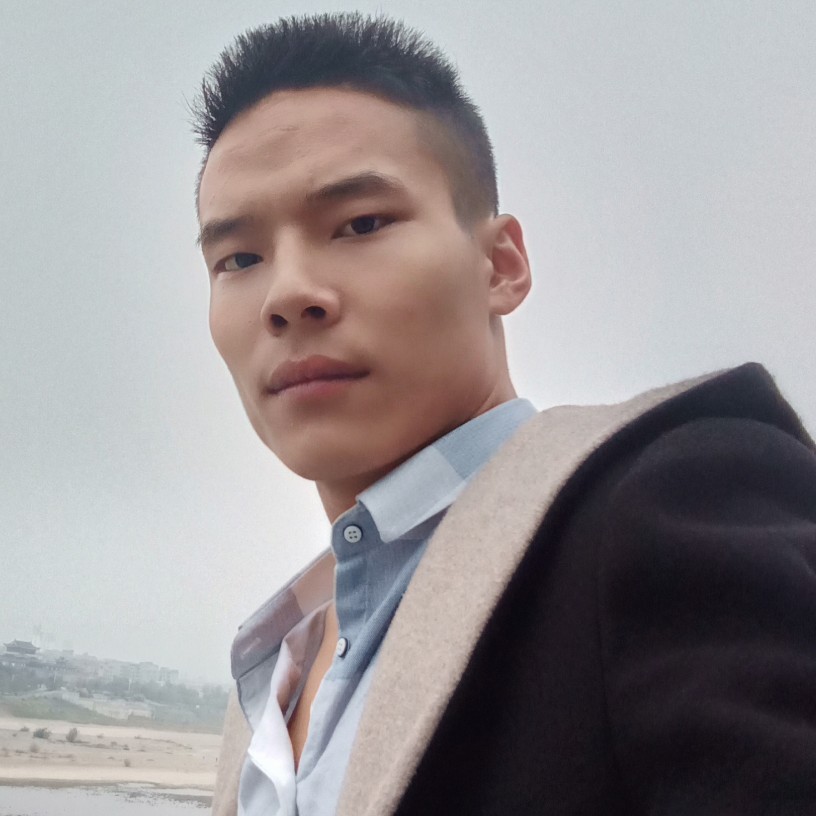 浩深的照片
