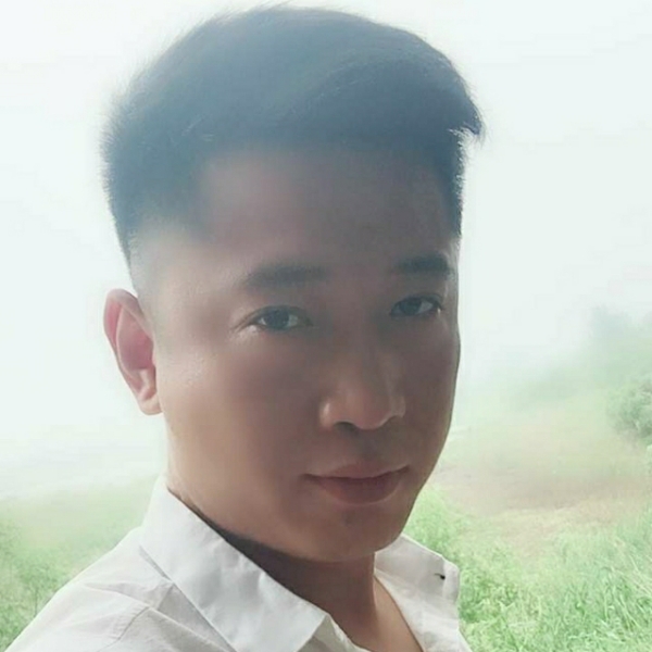 在期待对的人的照片