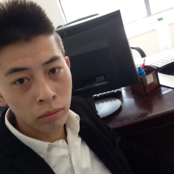 二龙湖三哥的照片