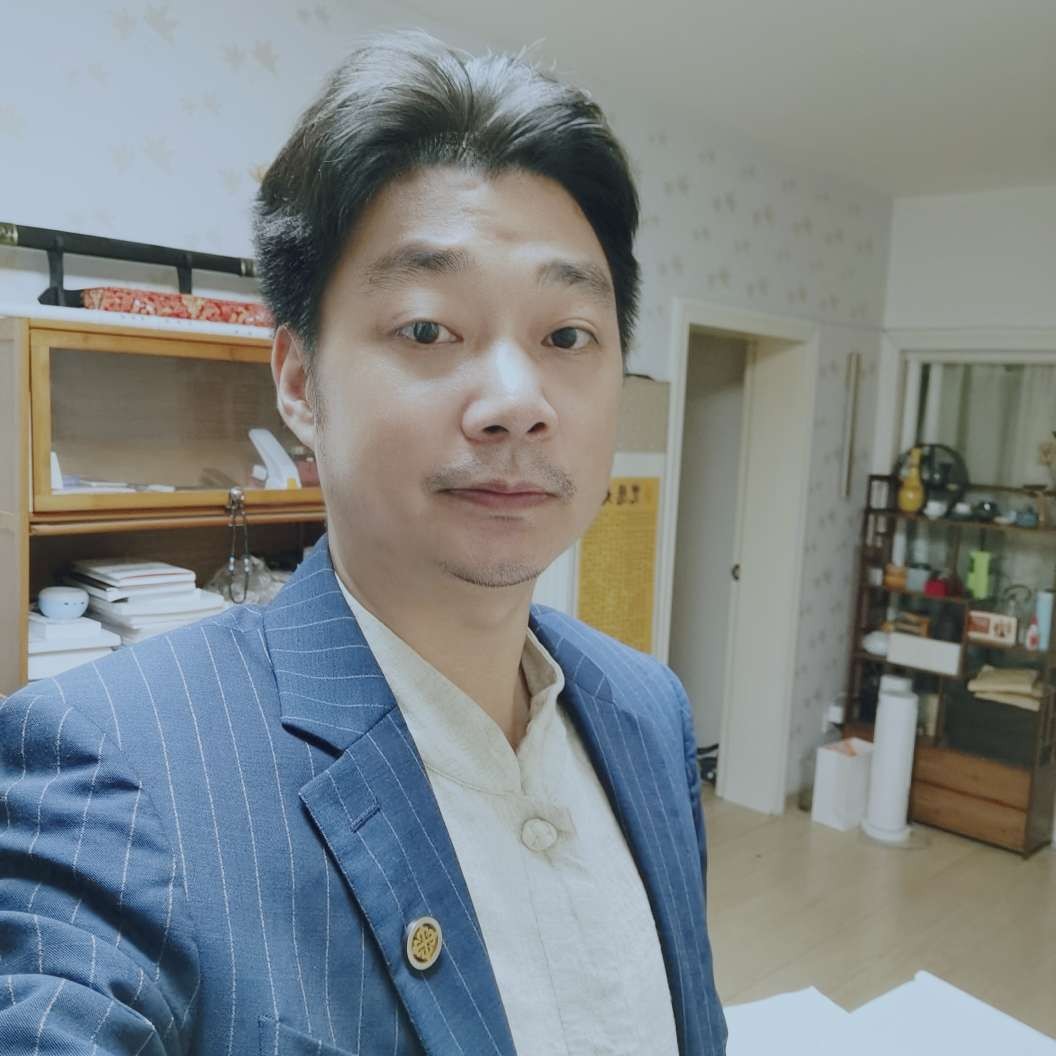 眉间风的照片