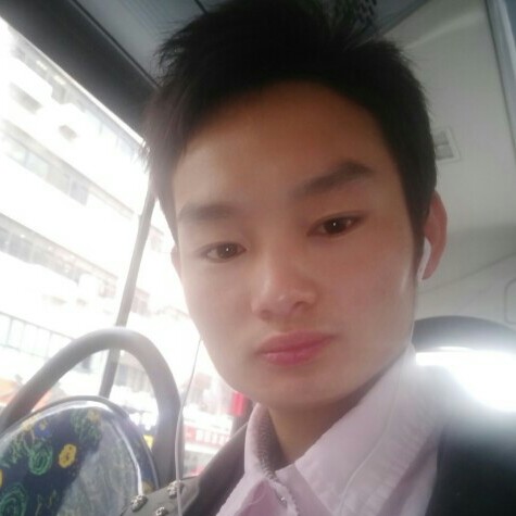落依深六的照片