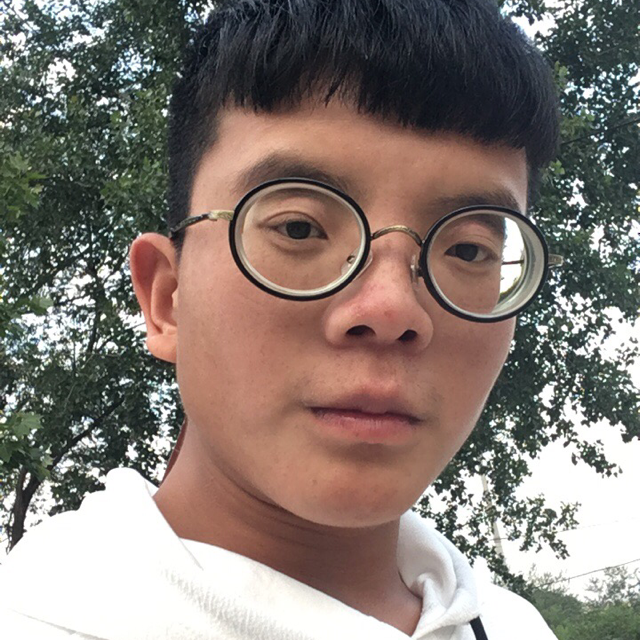钢铁侠凝眸壮观的照片
