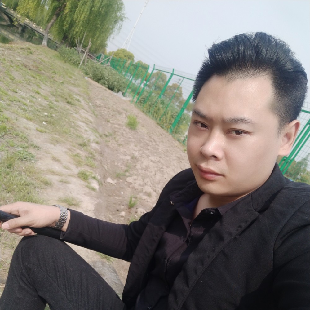 冠哲的照片