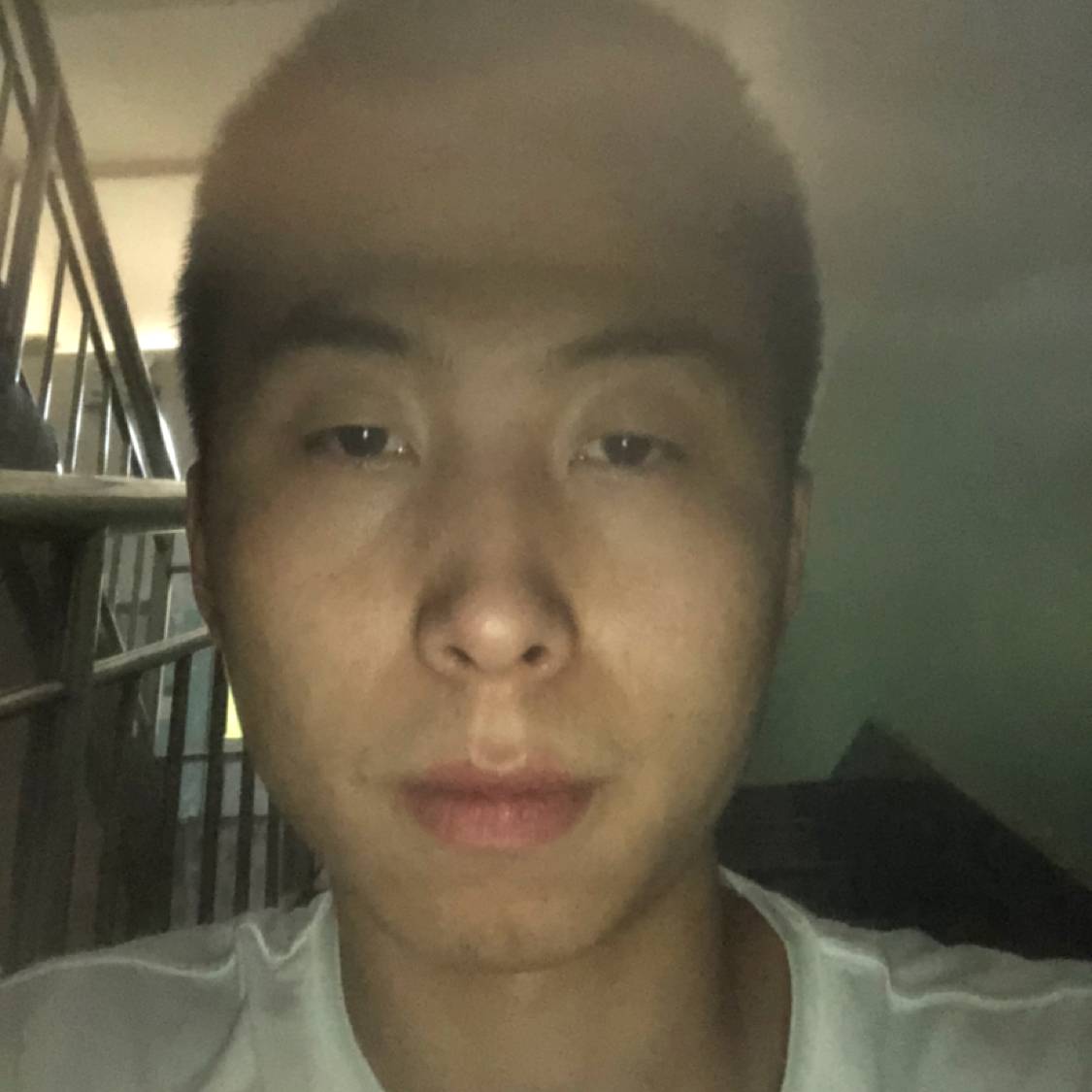 苗条保卫耍酷的照片