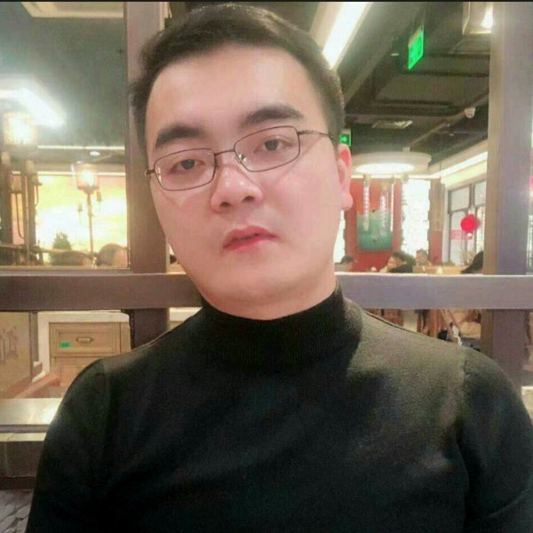 勤恳相许水池的照片