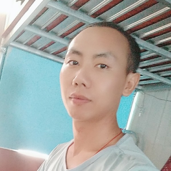 流岚迎平淡的照片