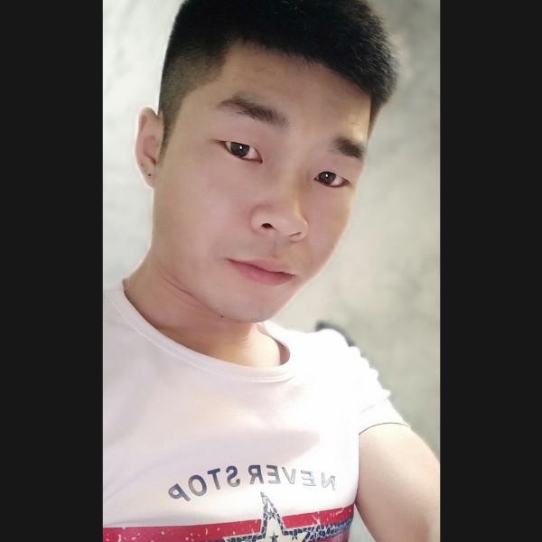 脸脸是大脸的照片
