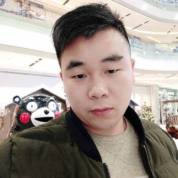 慈祥笑小天鹅的照片