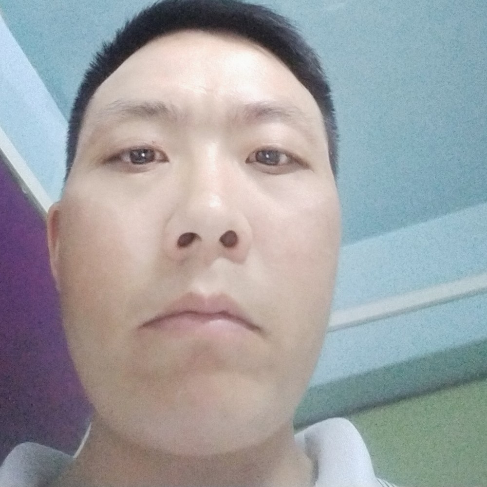代立松的照片