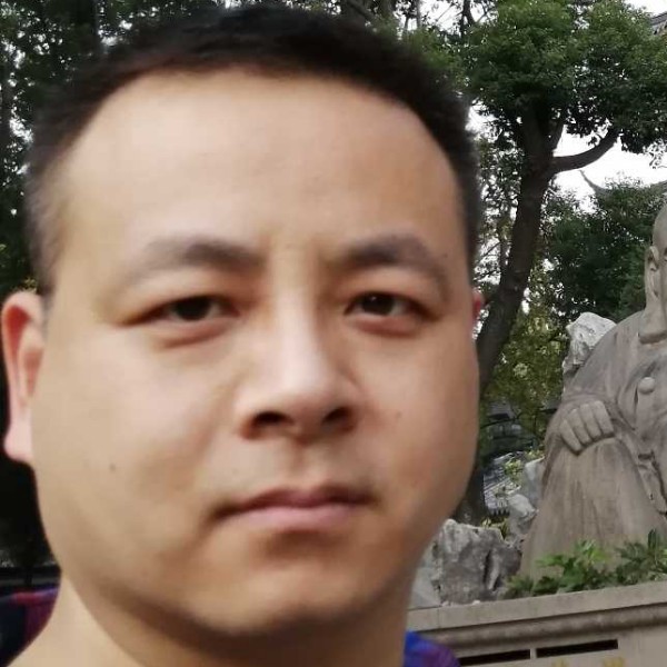 执子之手白首不分的照片