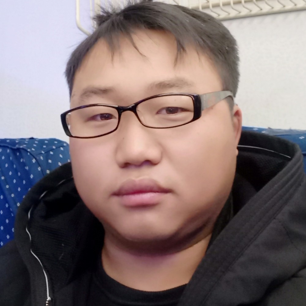 个性的项链的照片