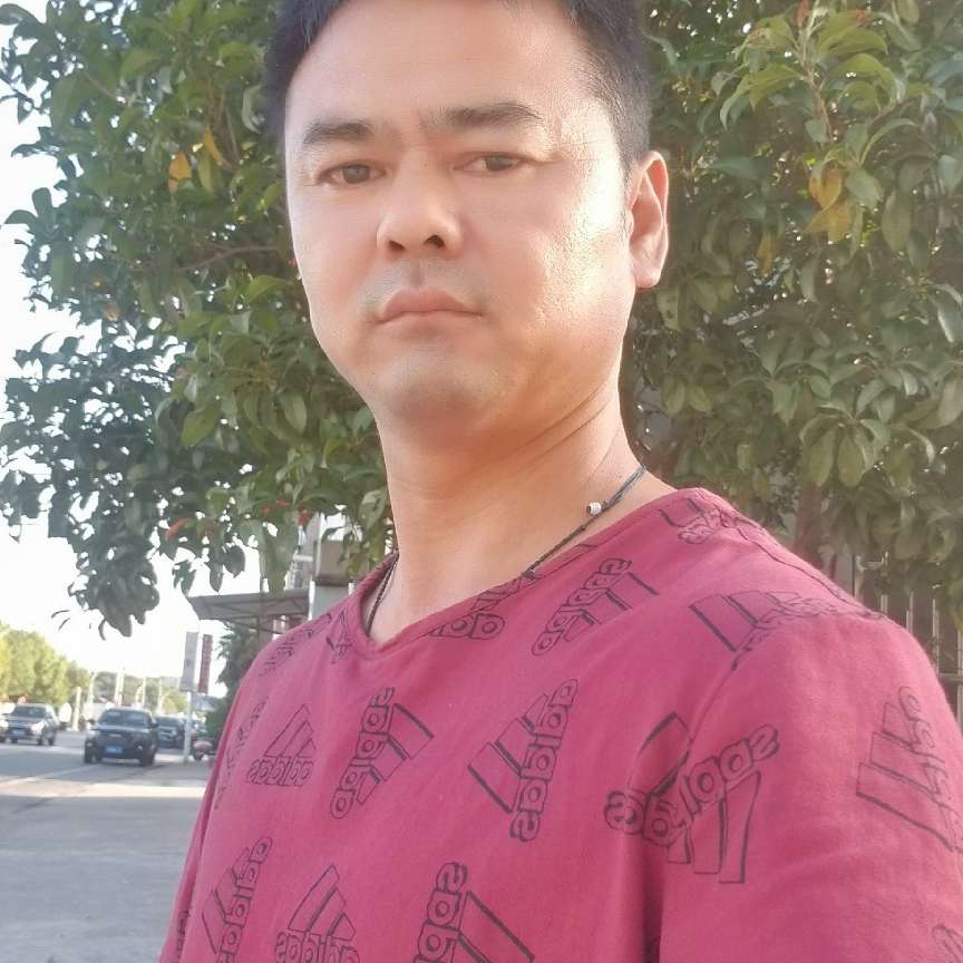 水壶回首忐忑的照片