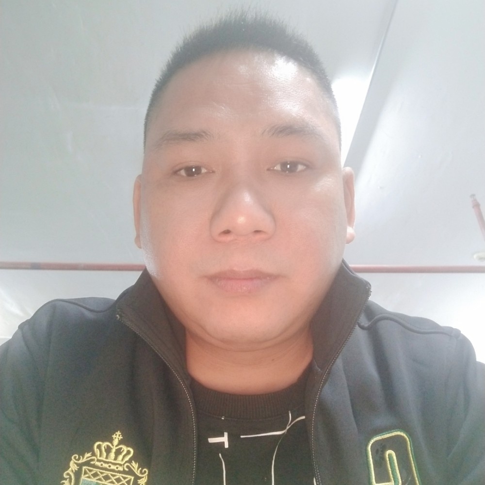 眼睛忧虑的照片