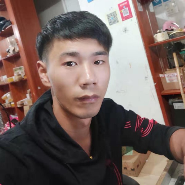 敏感拾忆店员的照片