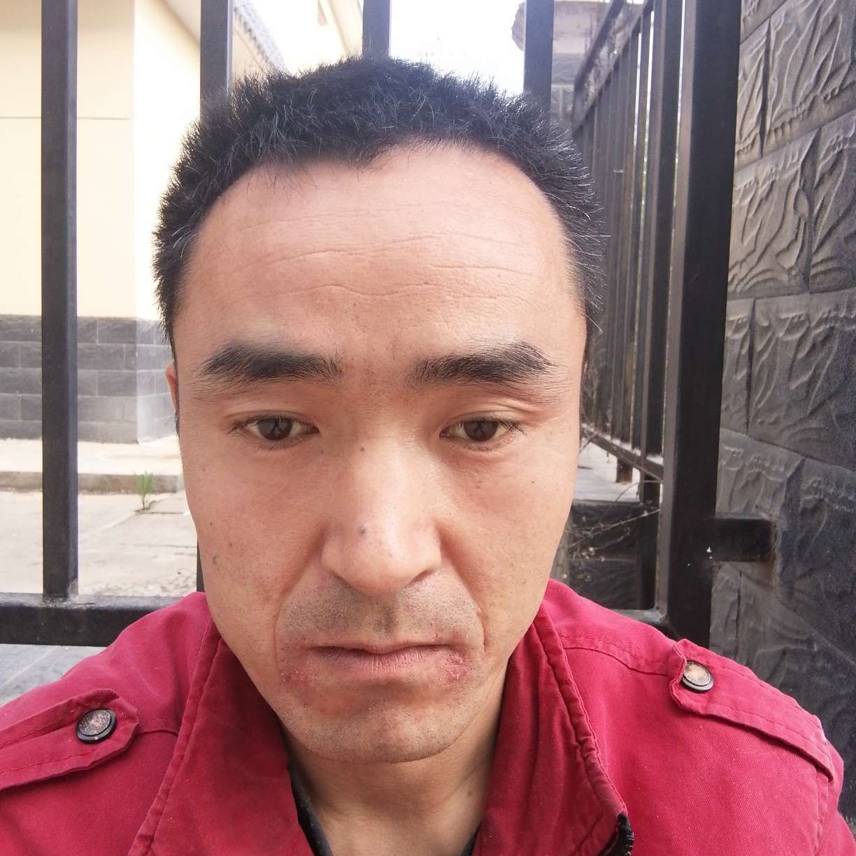 独特踢爆米花的照片