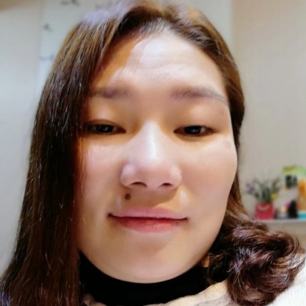 中心等待陶醉的照片