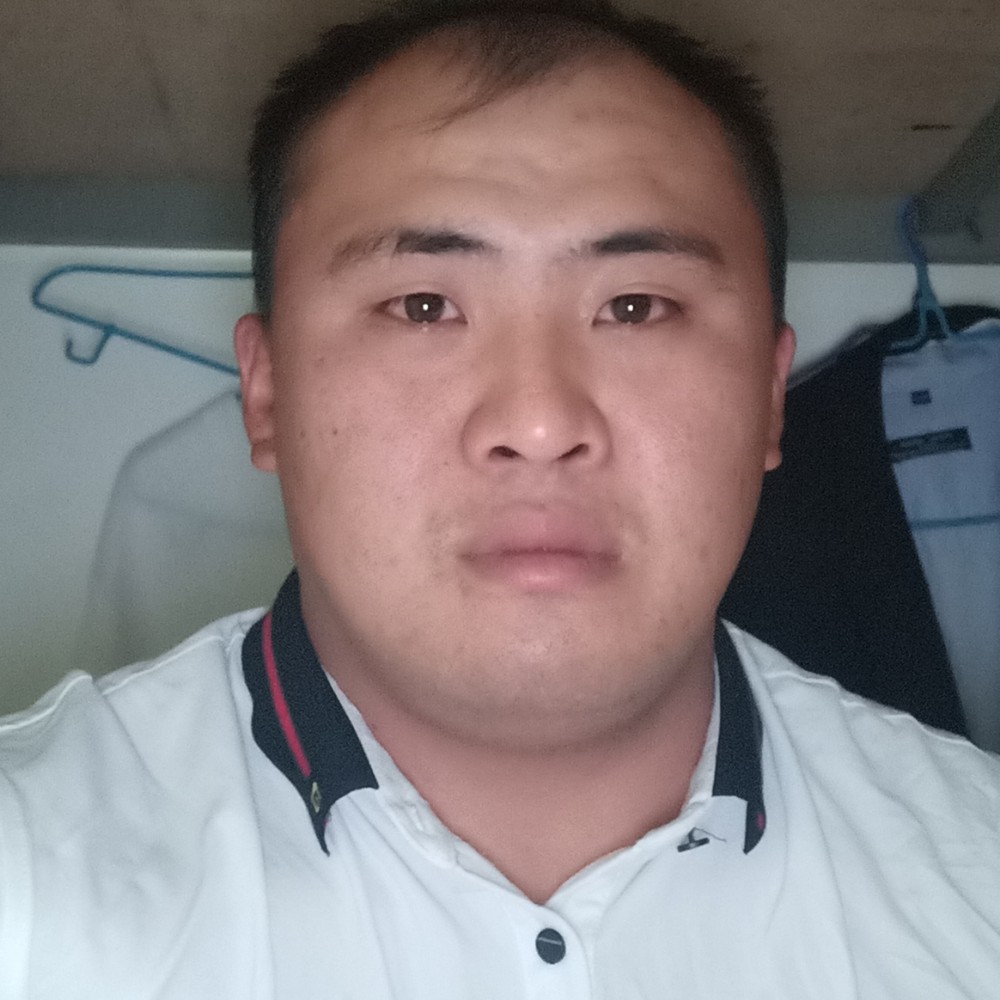 暴躁蹙眉大地的照片