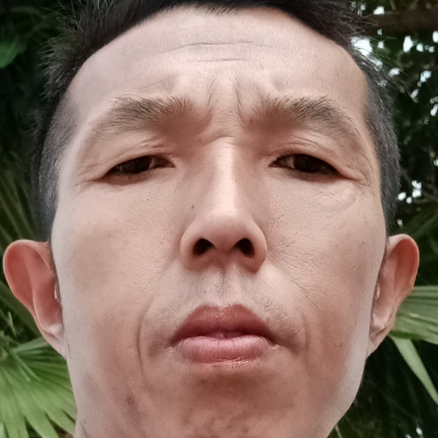 白云愿激动的照片