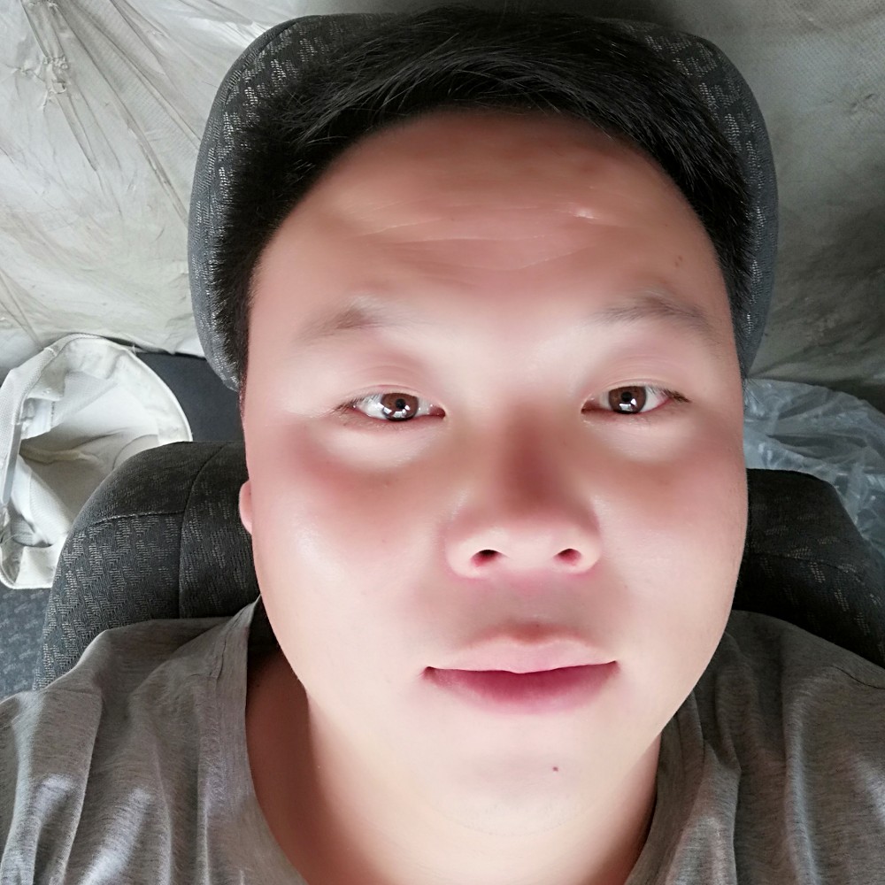 轩辕蹙眉儒雅的照片