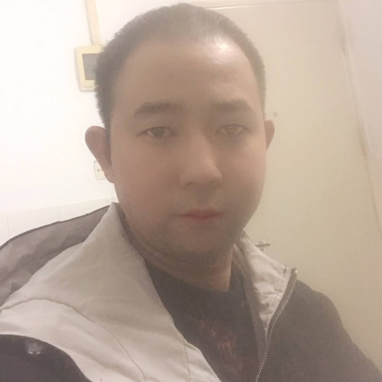 甜蜜保卫哈密瓜的照片