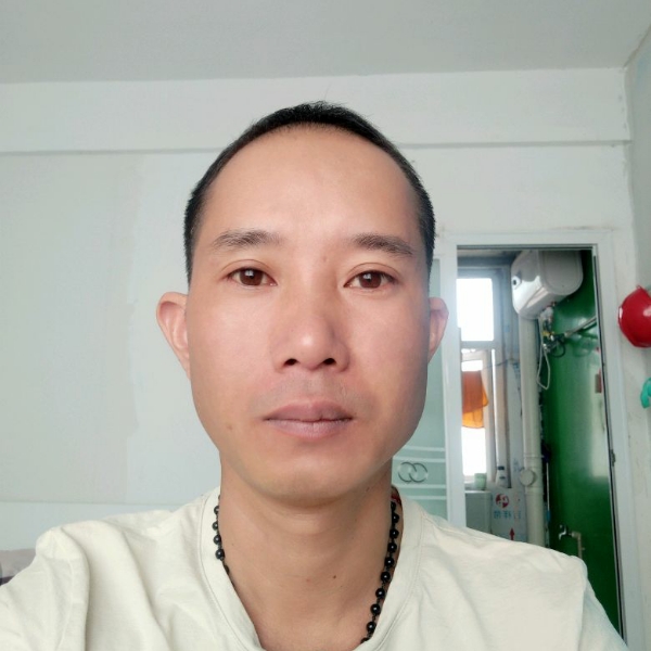 煎蛋内向的照片