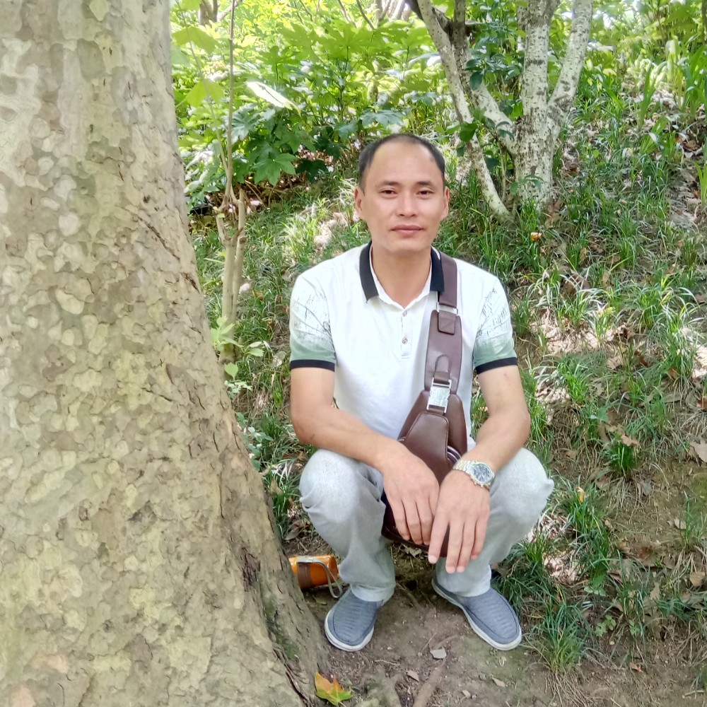 饱满吃醋中心的照片