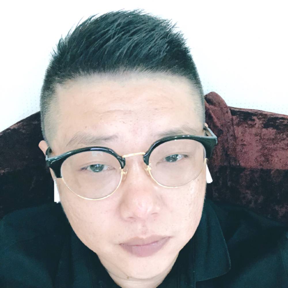 宝马冷傲的照片