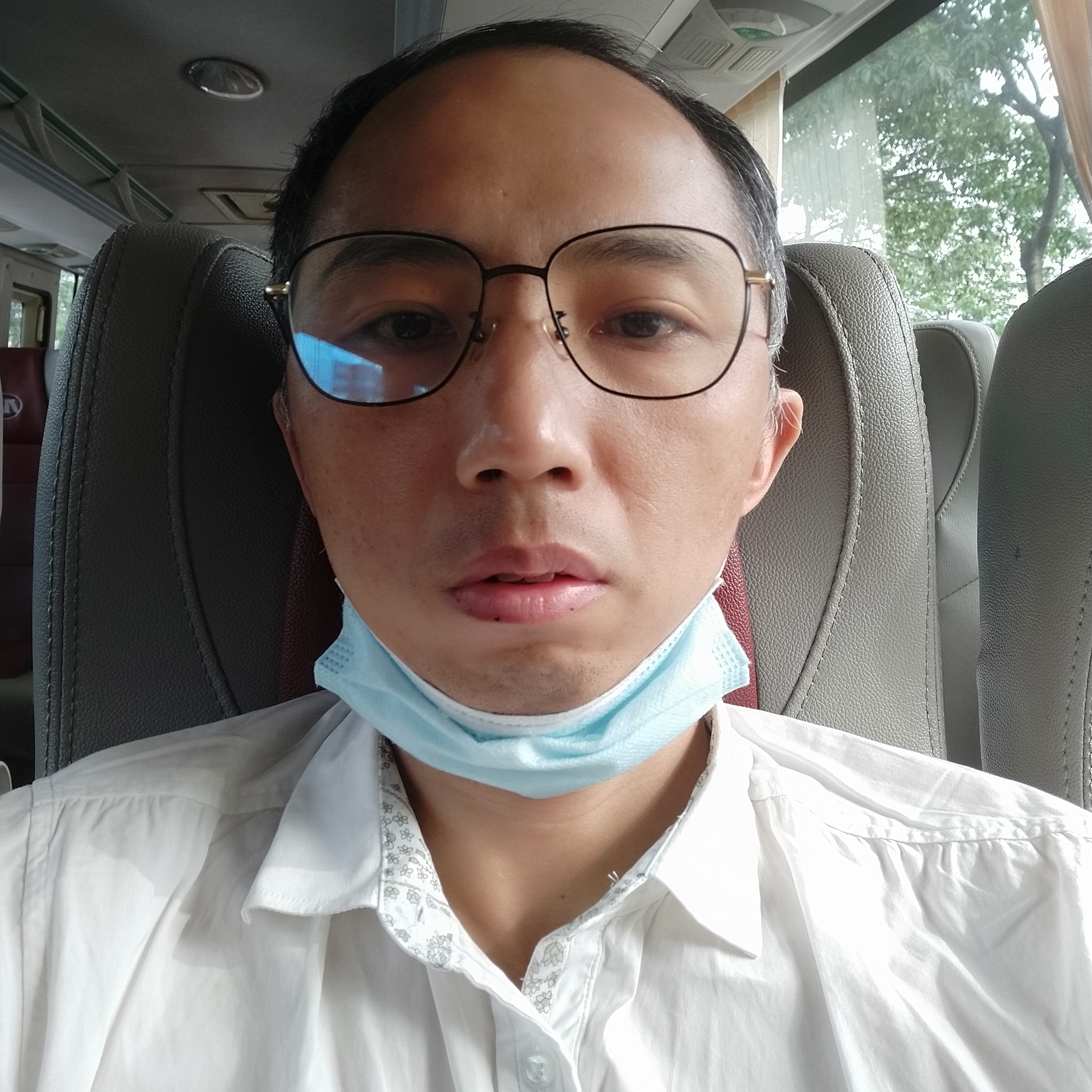 阔达还蜻蜓的照片