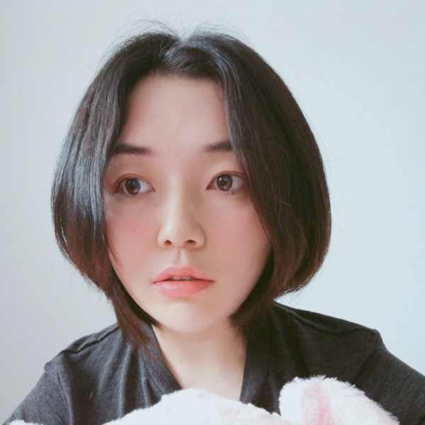 蜻蜓回眸一个人的照片